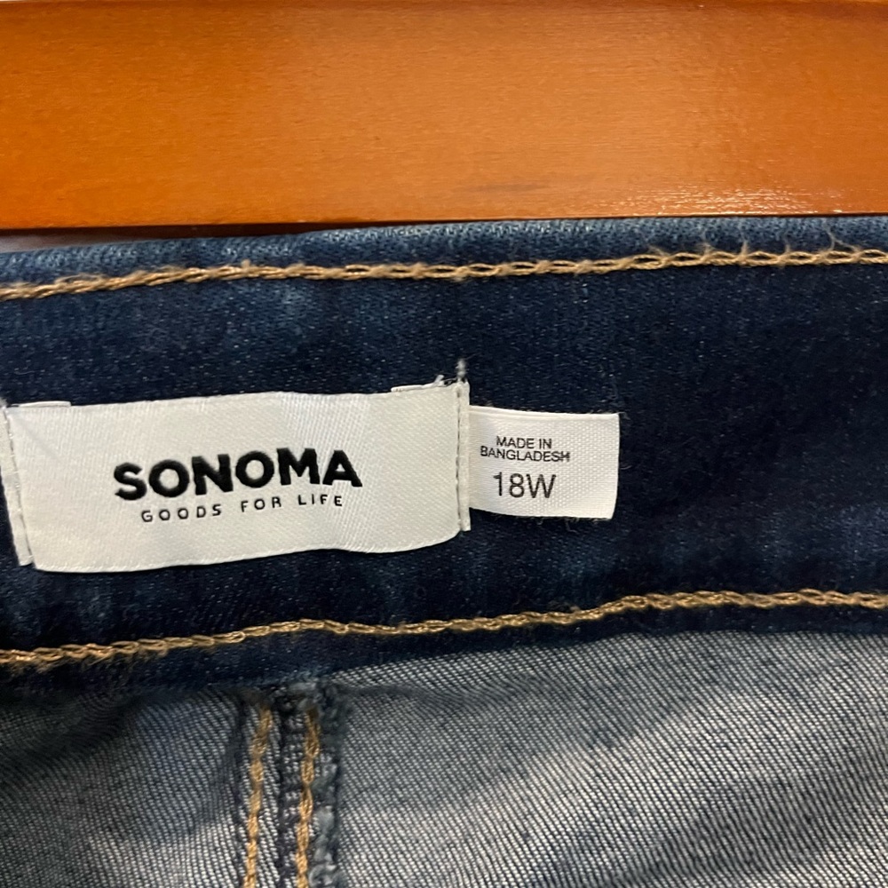Plus size women’s pull on jeans